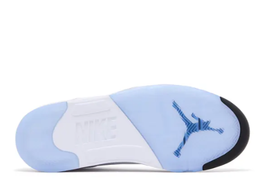 Jordan 5 Retro 'White Metallic' 2026