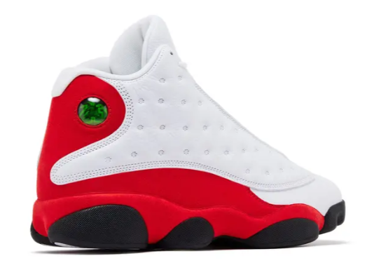 Jordan 13 Retro 'Chicago' 2026