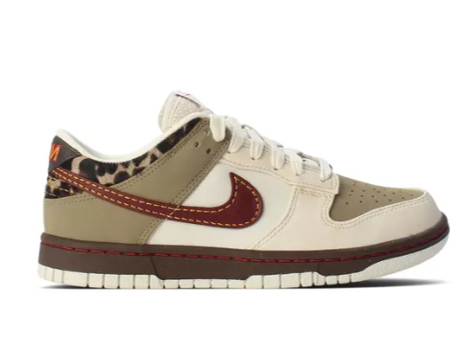 Wmns Dunk Low 'Khaki Team Red'